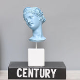 Ancient Greek hunting goddess Diana resin statue ornament Nordic home decoration Moon goddess Artemis sculpture