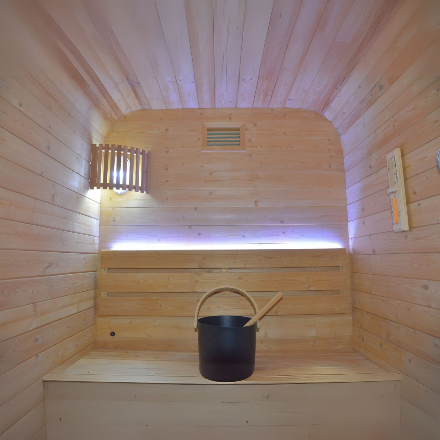 EBARZA™ Indoor/Outdoor Sauna Room LM-BR200TD