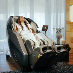 Arctis Glacier™ AI Robotic Massage Chair